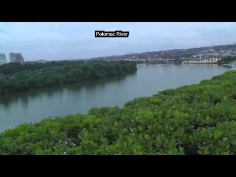 Washington: John F. Kennedy Center for the Performing Arts - ganz von oben - entirely from above