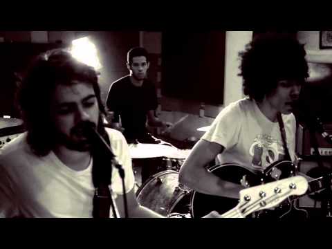 Despreocupar - Boogarins