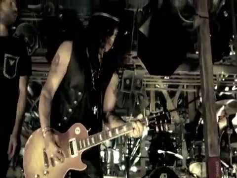 Slash - "By The Sword" (feat. Andrew Stockdale)
