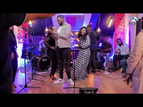 BOULEVARD DES STARS Live - Sr HYCKERNE KUDINGA chante MARIE MISAMU