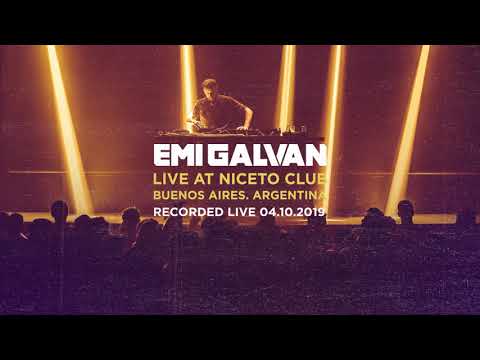 Emi Galvan @ Live at Niceto Club (04.10.2019)