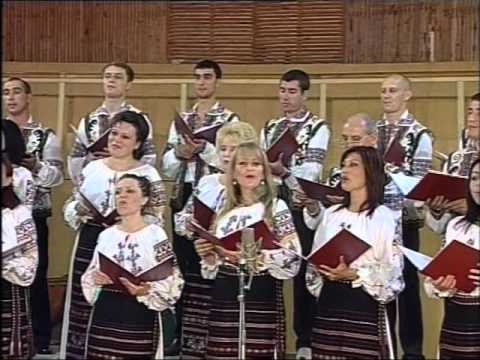 38.Corul Moldova - Hora cu strigături de Ionescu-Pașcani, dirijor - Valentin Budilevschi.