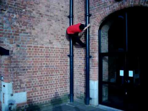 Free running Albert Dock 2