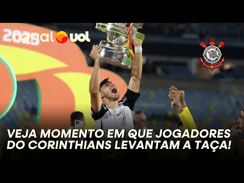 CORINTHIANS CAMPEÃO DA COPA DO BRASIL: VEJA MOMENTO EM QUE JOGADORES LEVANTAM A TAÇA
