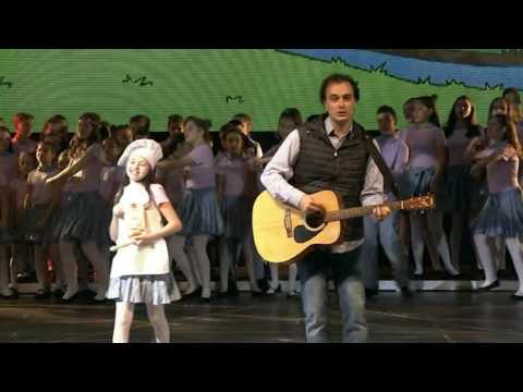 Zlatno Slavejce 2016 - Edno Zrnce malo - Aleksandar Mitevski i Horot Zlatko Slavejce (Video)