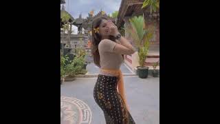 Download lagu Cewe Bali emg debest lahh | #shorts #tiktok #bali mp3 Download lagu Cewe Bali emg debest lahh | #shorts #tiktok #bali mp3