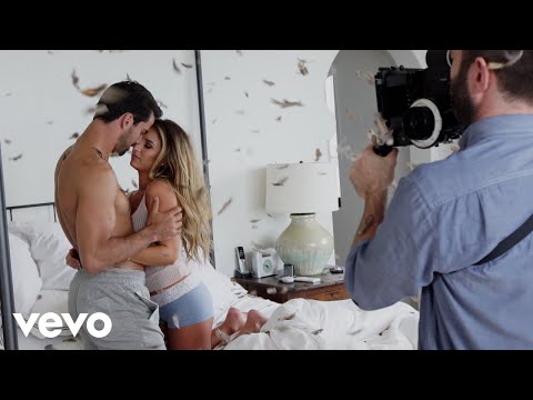 Jessie James Decker - Behind the Scenes of Lights Down Low