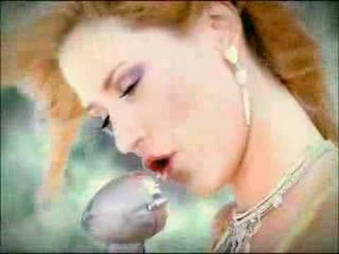 Ithaka Maria - The Doll