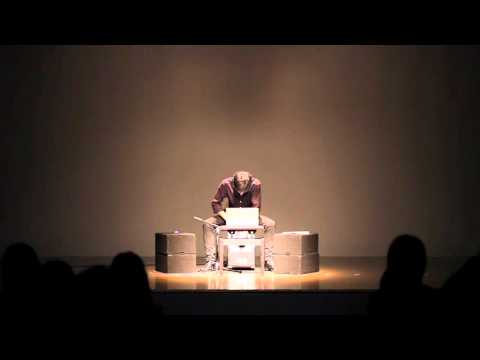 演奏・創作学科 Cort Lippe “Duo for cajon and computer”