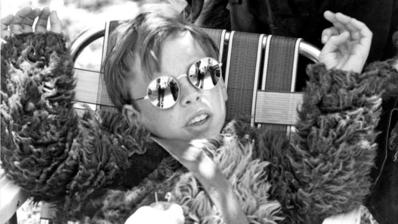 Warwick Davis on set (Return of the Jedi) - behind the scenes