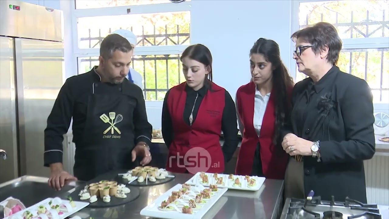 Praktika franceze në Korçë/Profesorë nga Liceu i Hotelerisë në Nisë, praktikë me nxënësit e shkollës profesionale