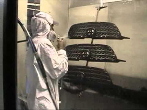 Linha de pintura líquida contínua com salas climatizadas e eliminador de borra por flotação