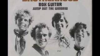 BROTHERHOOD- BOX GUITAR.wmv