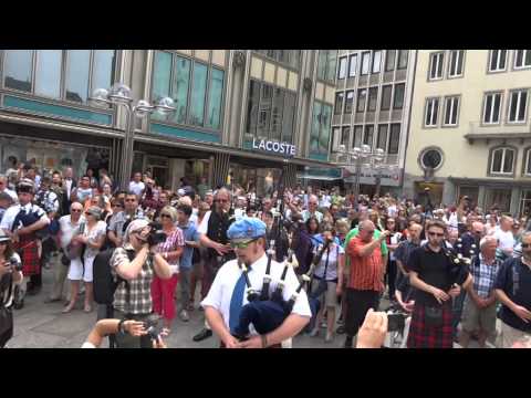 Flashmob Köln 7.6.2014 Pipes & Drums