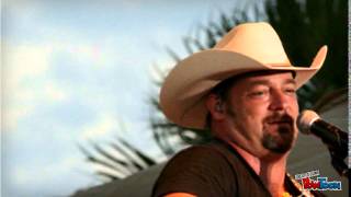 I'd be lying Chris Cagle music video