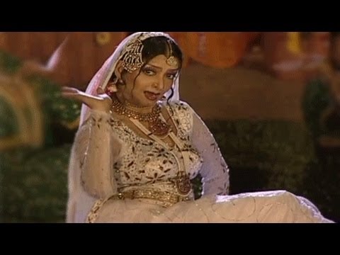 Gharchi Nako Baherchi Paru Pahije, Marathi Lokgeet Mix Song