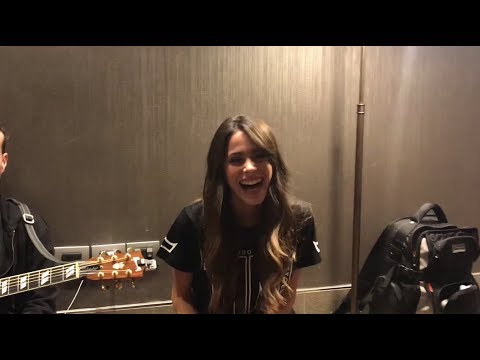 Tini - Por qué te vas (encuentro con fans en Chile)