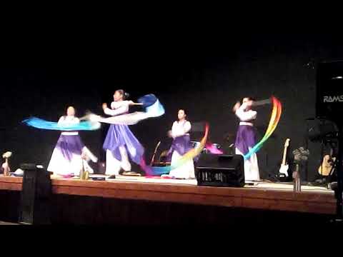 Danza El Dios que Santifica danza a Cristo fb comunidad Cristiana Monte Peniel