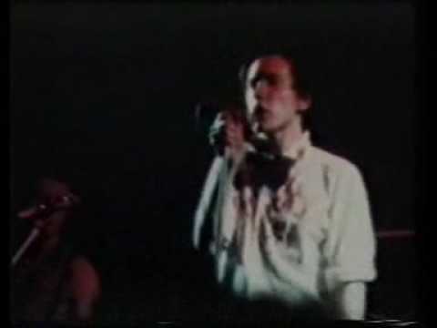 Sex Pistols - God Save The Queen ( Live 1977 )