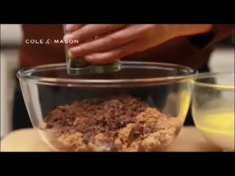 Cole and Mason - Nutmeg grinder