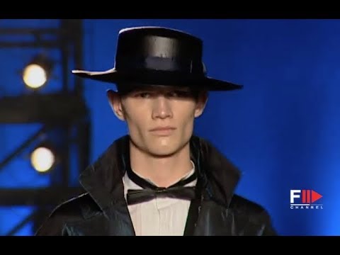 ALEXANDER MCQUEEN Menswear Fall 2007 Milan - Fashion Channel
