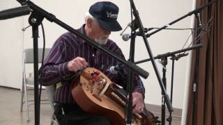 2017-04-09 Paul Lyle playing the  Hurdy Gurdy - St Annes Reel