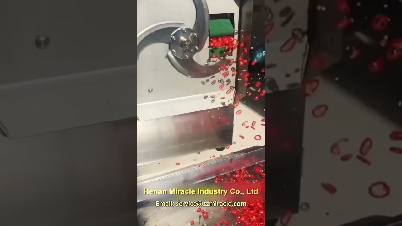 See how this commercial pepper slicer machine slices red peppers into rings? #vegetablecutter