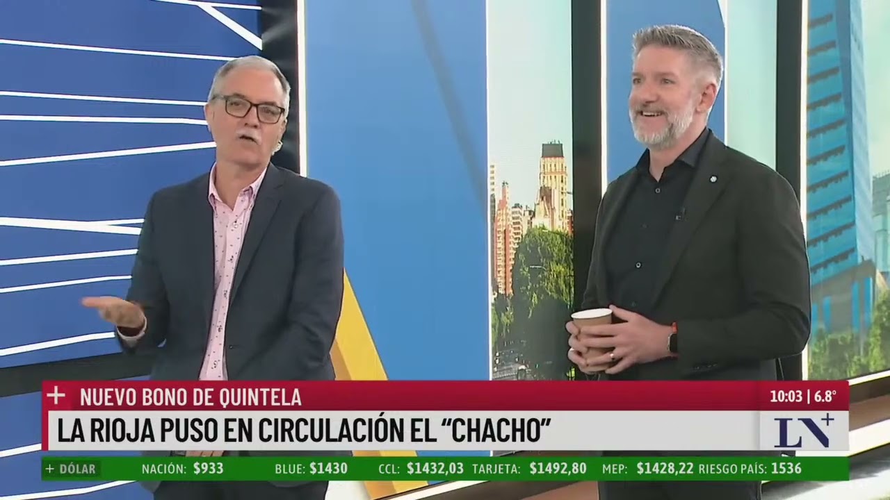 La Rioja puso en circulación el "Chacho"; el pase entre Antonio Laje y Luis Novaresio