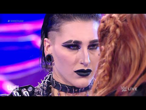 Asuka vs. Rhea Ripley vs. Bayley Full Match - WWE RAW December 5, 2022