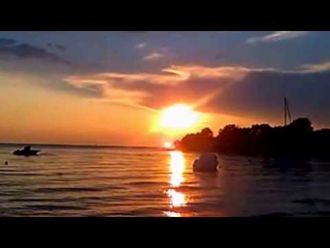 Večeri boje naranče