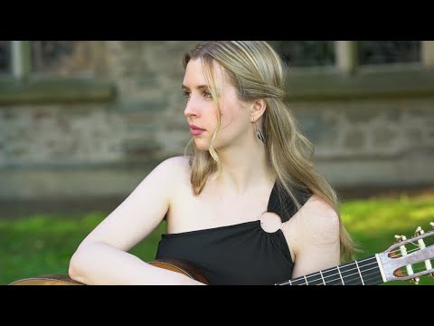 J. S. Bach - Prelude BWV 998 l played by Iva Kosić