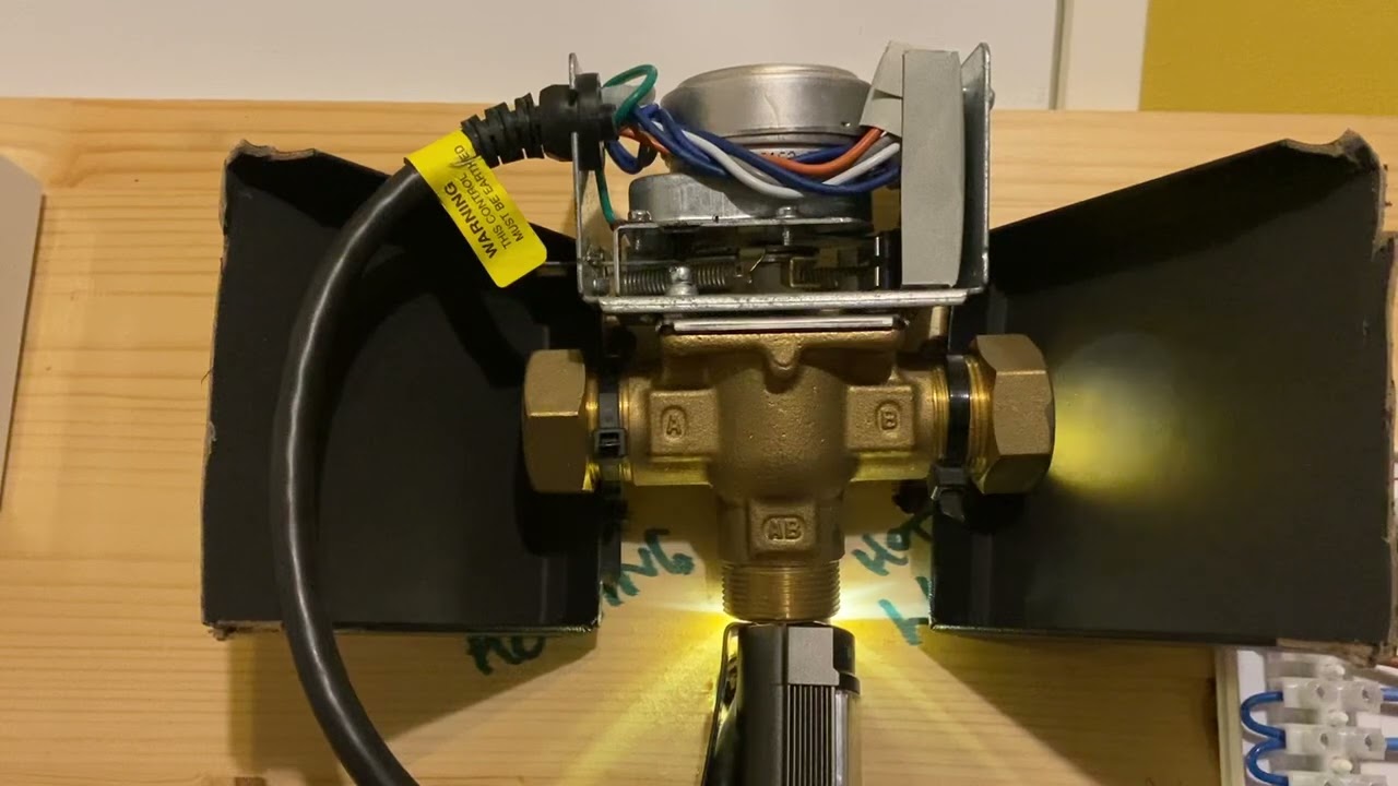 How does a Honeywell 3port motorized valve work? Tipseri