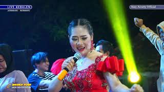 Download lagu DI GRAYANG LAKA VOC.SUSY ARZETTY LIVE KEBULEN HAJAT BPK NATA HERIYANTO  / IBU ROSITA mp3