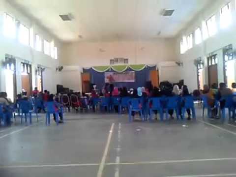 berbalam cintaku cover version by acha khairunnisa