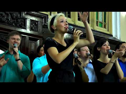 Llévame al Rey (Take me to the King) Voices of Mobile