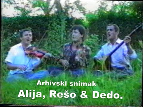 Arhivski snimak. Pjeva: Alija Rešo & Dedo 1991. Grupa Doboščani.
