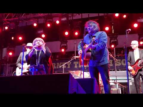 Mavis  Staples feat. Jeff Tweedy "You Are Not Alone" Cayamo 13th Edition, February 2020