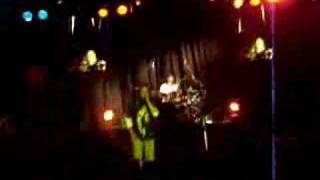 &quot;Loukass (al vivo)&quot; - Chico Predecible by Kto