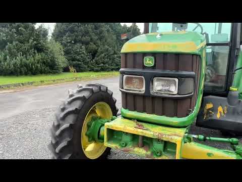 2009 John Deere 5620 4WD Tractor For Auction - Image 2