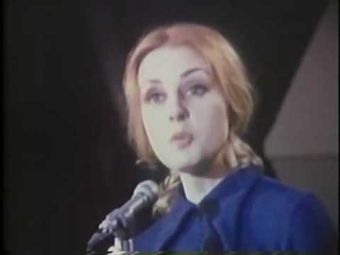 Michèle Lalonde   Speak White   La Nuit de la Poésie 1970 w/English subs