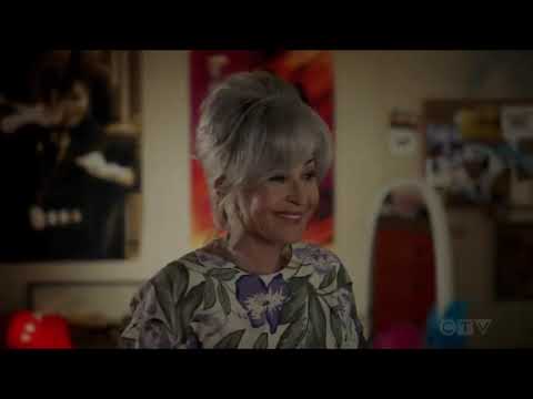 Young Sheldon Season 4 Episode 8   When Sheldon is terrified of Chicken #YoungSheldon