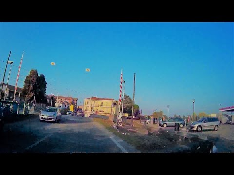 Passaggio a livello Alessandria Strada Casalcermelli - Rail crossing Alessandria (Italy)