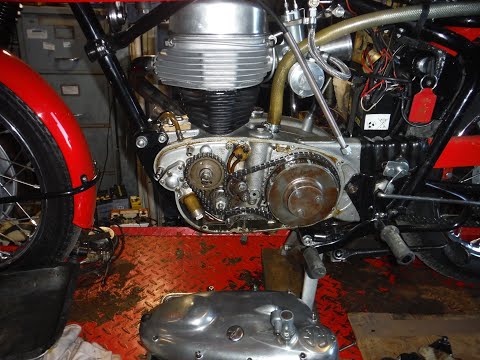 Royal Enfield Continental GT 250 - Inside the primary case, clutch primary & timing chains discussed