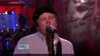 Fall Out Boy-America&#39;s Suitehearts (On Ellen)