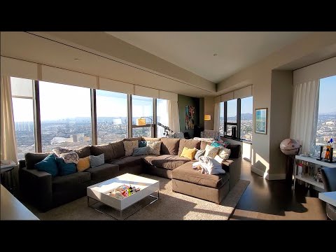 1100 Wilshire Blvd. #2702