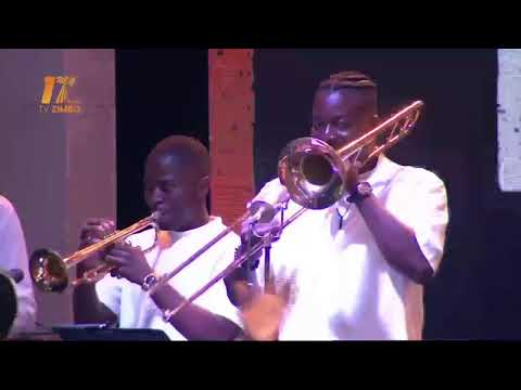 ESPECIAL "Fim de ano" com Paulo Flores