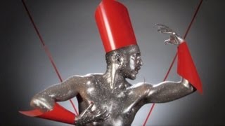 Queen Mimosa 3 - Ne m'embrasse pas (video edit) directed by Hadrien Touret