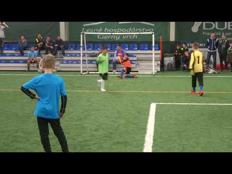 FCB-PD 2009 U10 Turnaj Puchov 13 FCB-A - Dubravka rozstrel