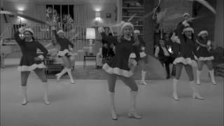 GLEE Full Performance of Christmas Wrapping