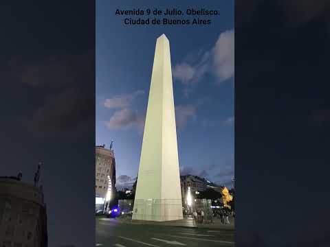 La Avenida 9 de Julio esquina Corrientes. El Obelisco. Famoso lugar porteño de turísmo mundial 🇦🇷